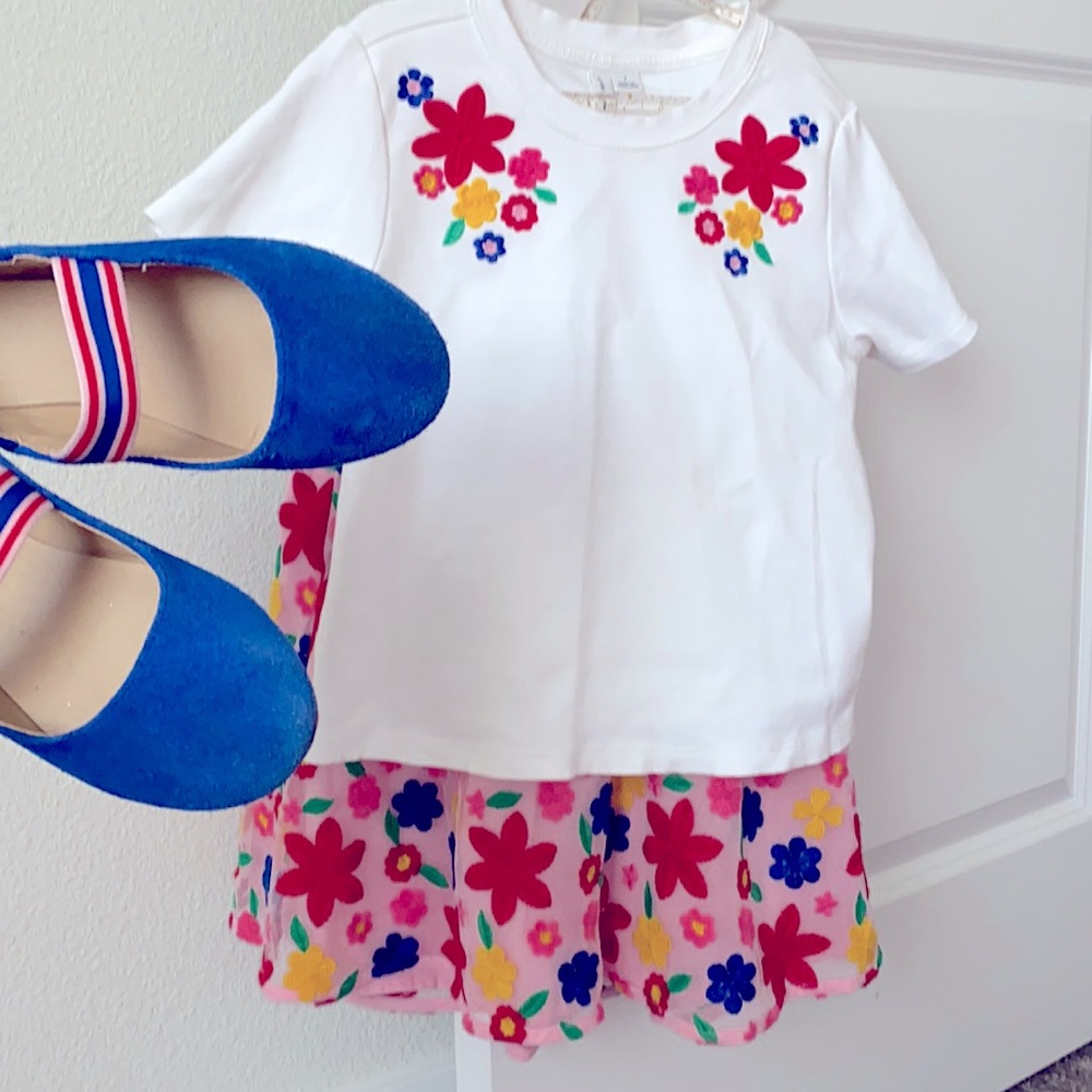 Tshirt and Skirt elegant set 7Y